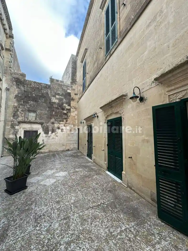 Palazzo - Edificio - foto 2