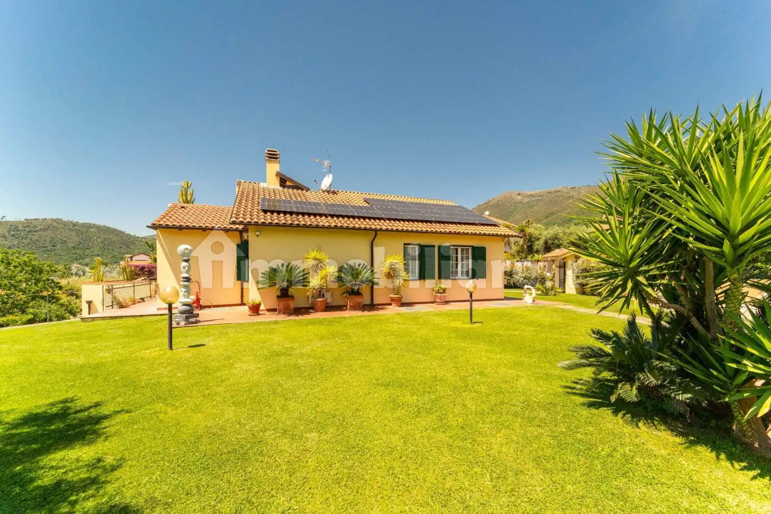 Villa unifamiliare, ottimo stato, 292 m², Piamboschi, Cisano sul Neva - foto 3