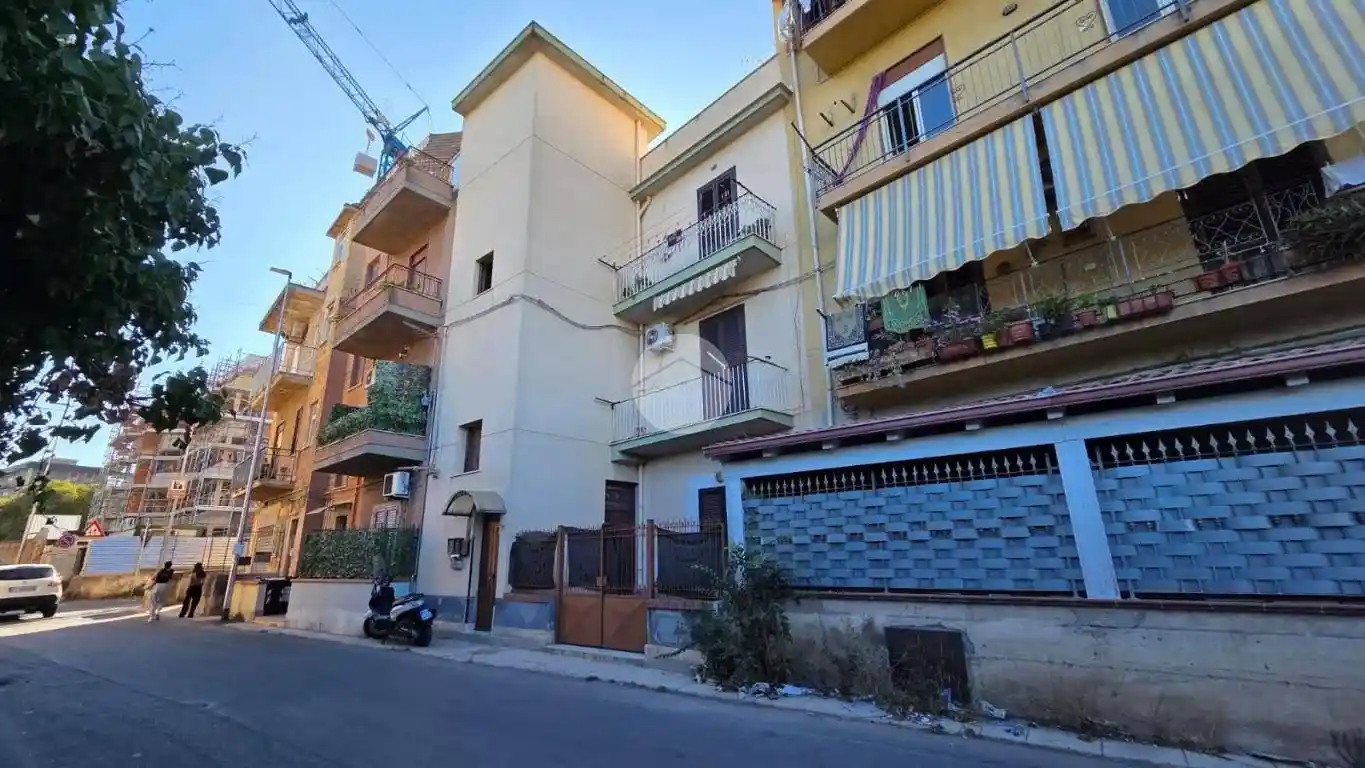 Appartamento in vendita a Palermo