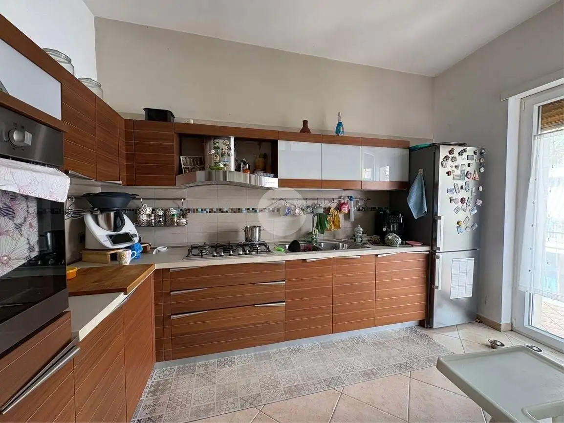 Appartamento in vendita a Napoli