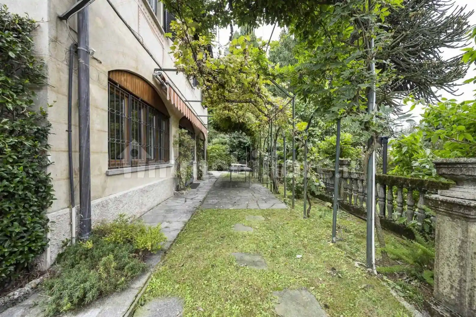 Villa unifamiliare via Loghetto, Santa Maria del Monte, Varese - foto 4