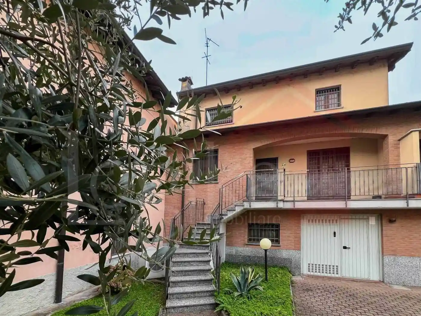 Casa indipendente in vendita a Lacchiarella