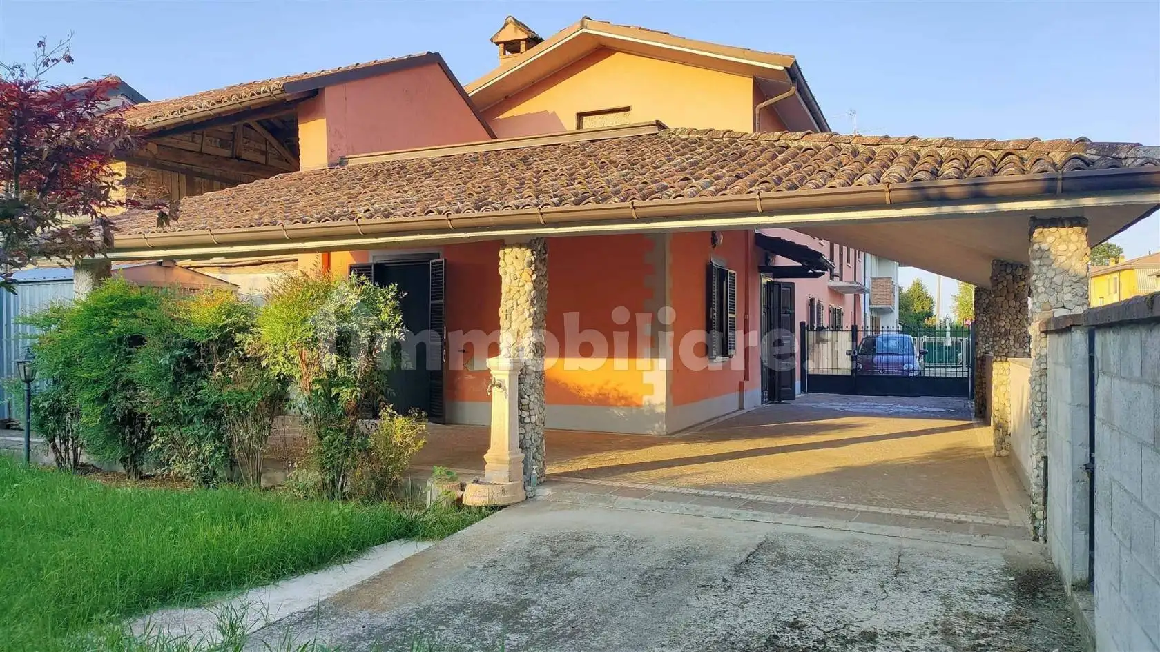Casa indipendente in vendita a Villanova del Sillaro