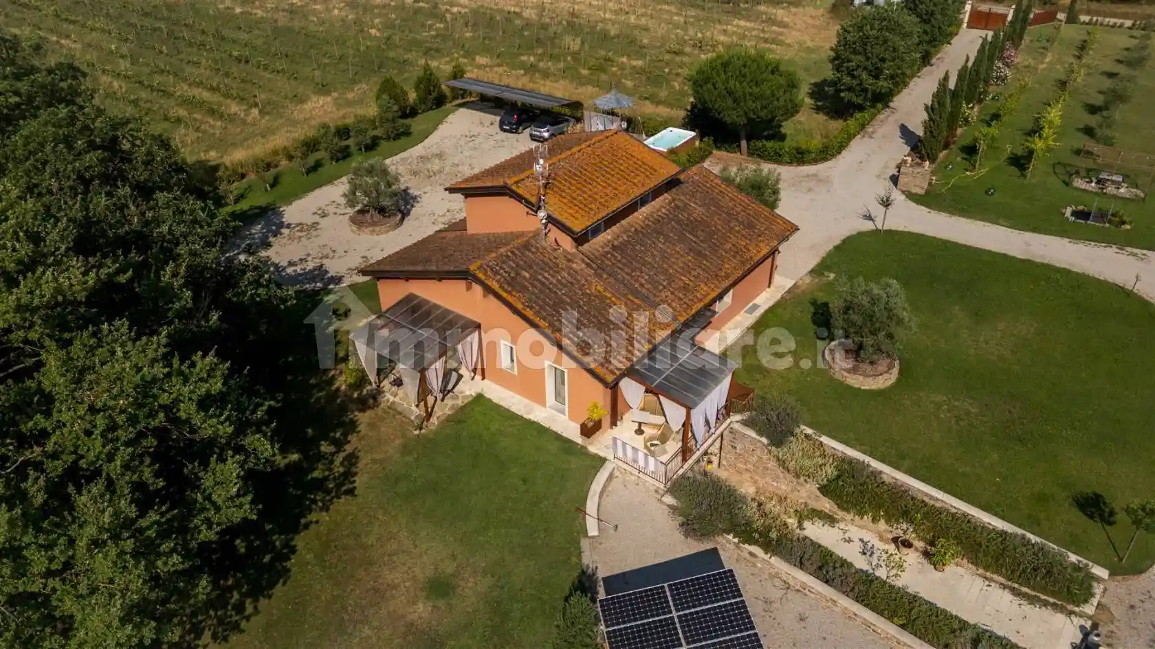 Rustico - Casale in vendita a Cortona