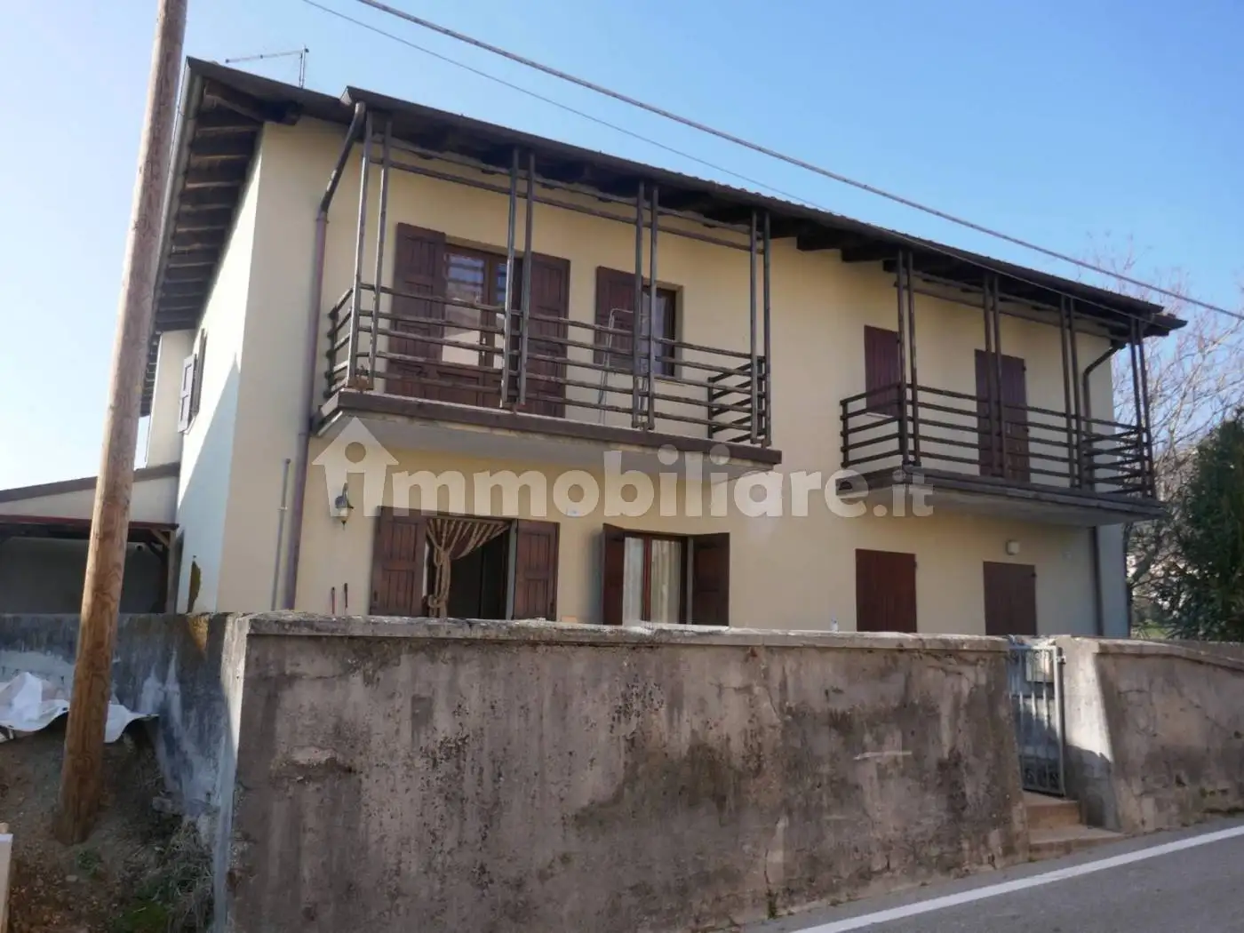 Villa in vendita a Castelnovo del Friuli