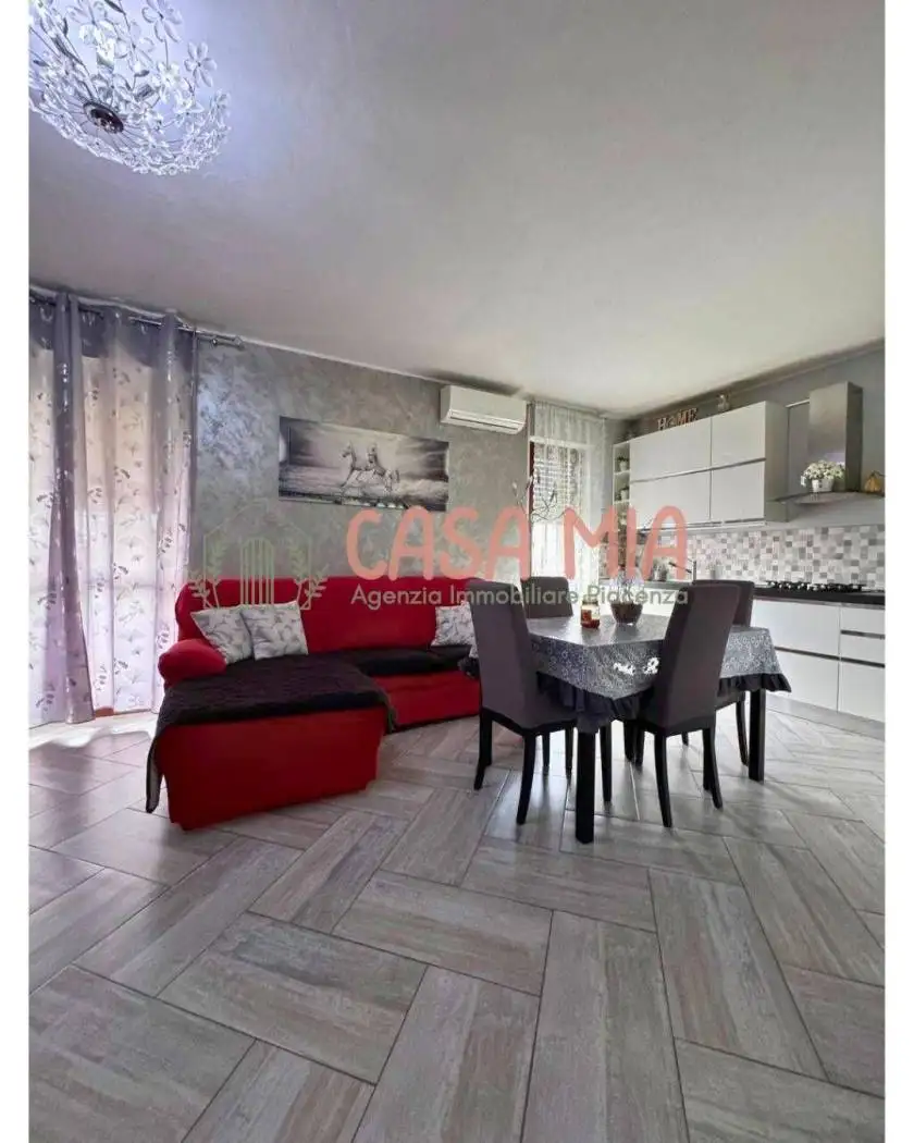 Appartamento in vendita a Gragnano Trebbiense