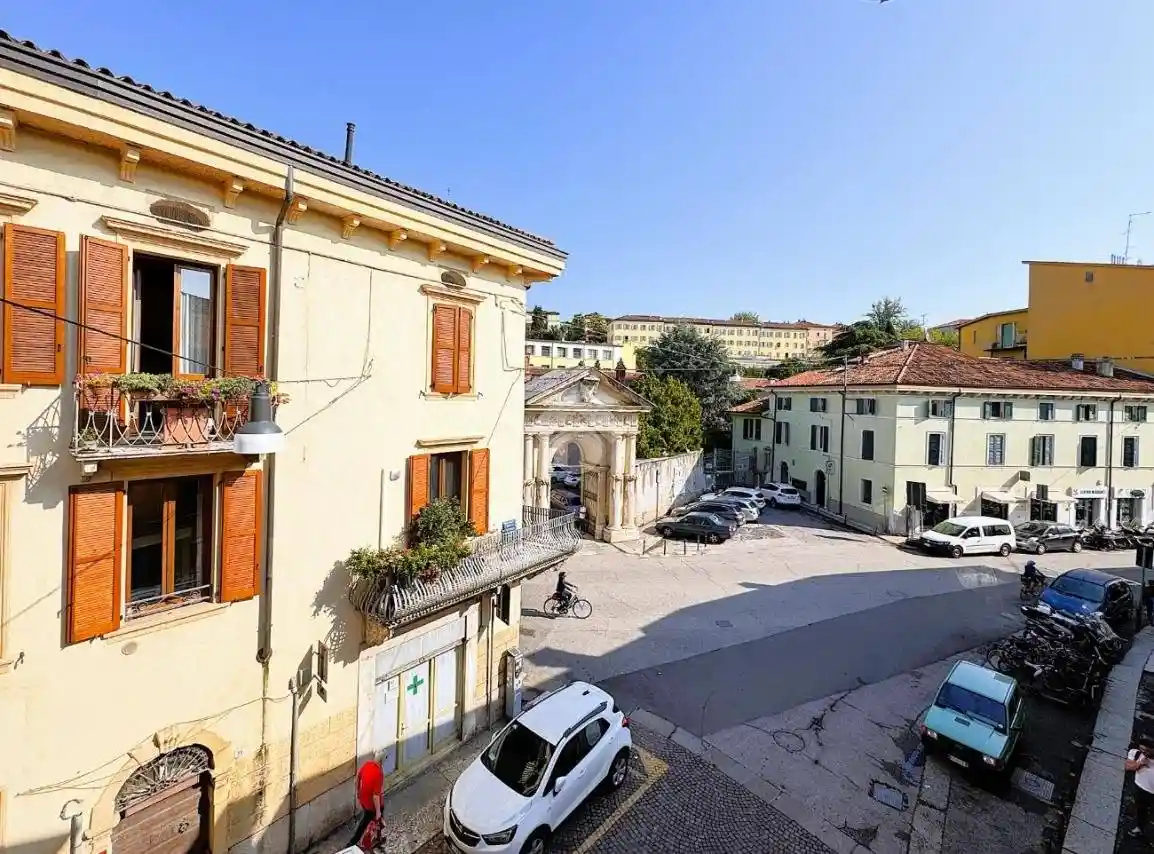 Appartamento in vendita a Verona