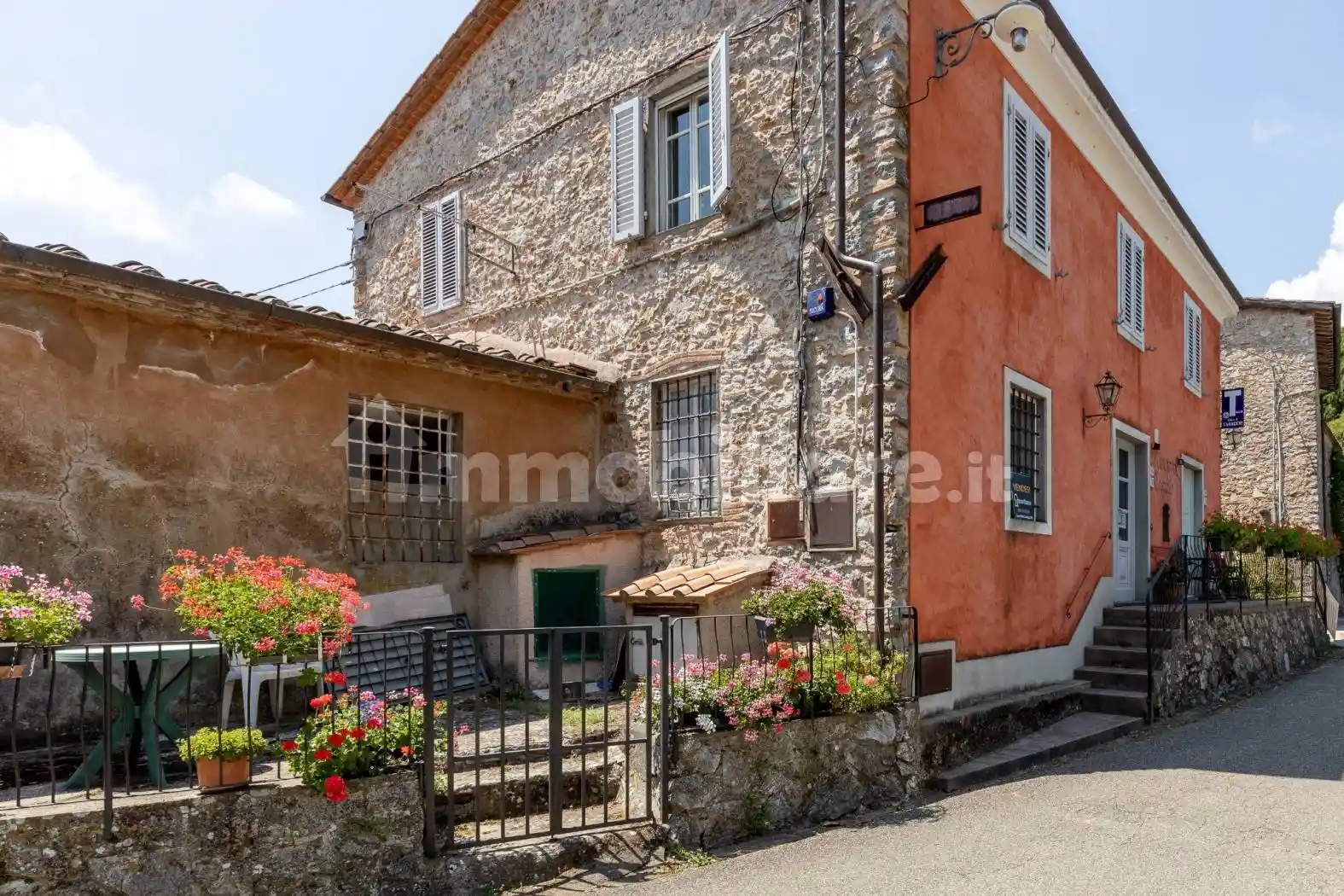 Rustico - Casale in vendita a Camaiore