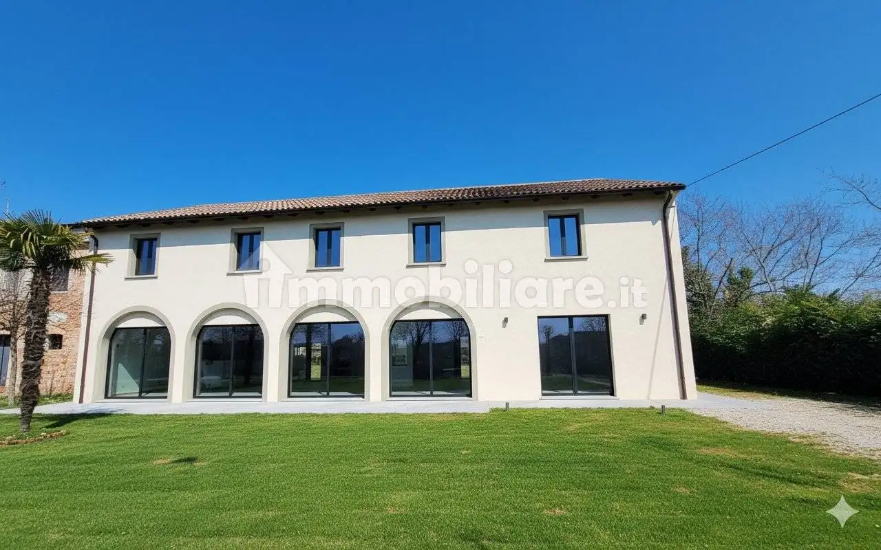 Rustico - Casale in vendita a Scorzè