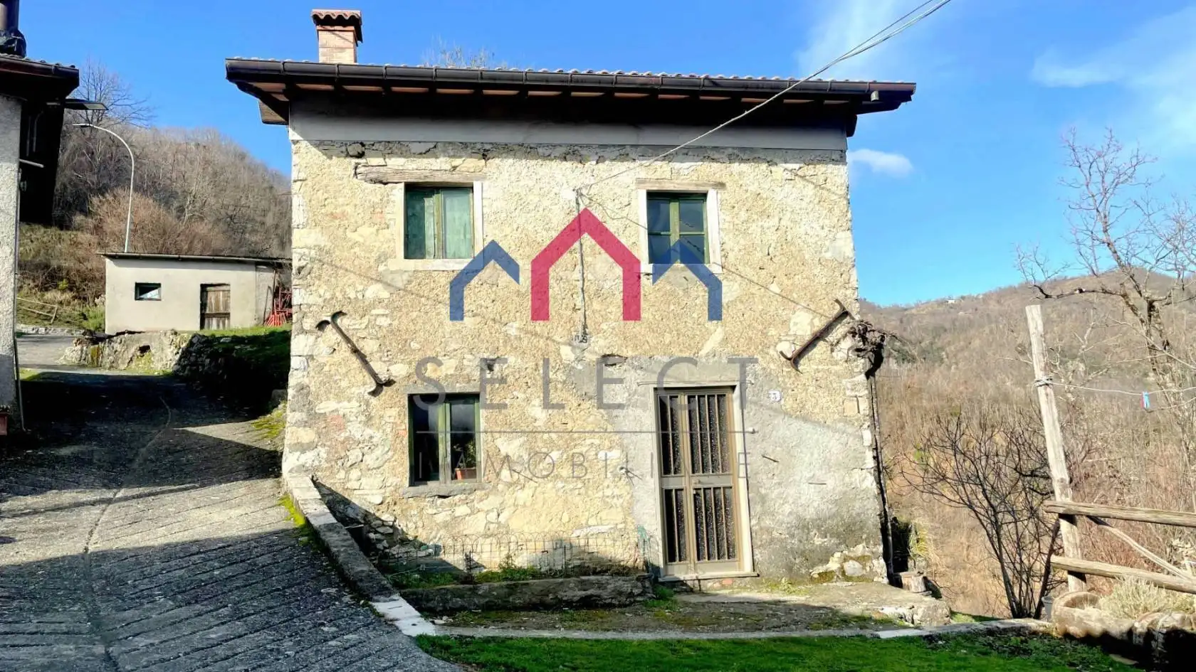 Rustico - Casale in vendita a Castelnuovo di Garfagnana