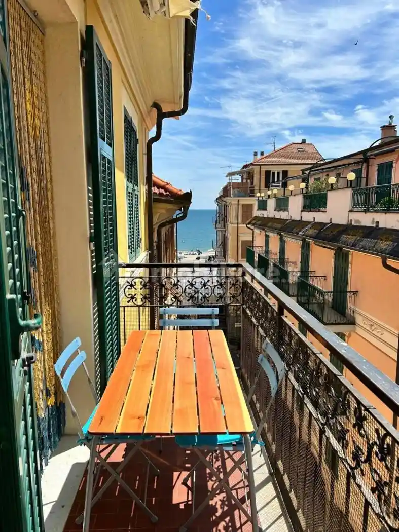 Appartamento in vendita a Ceriale