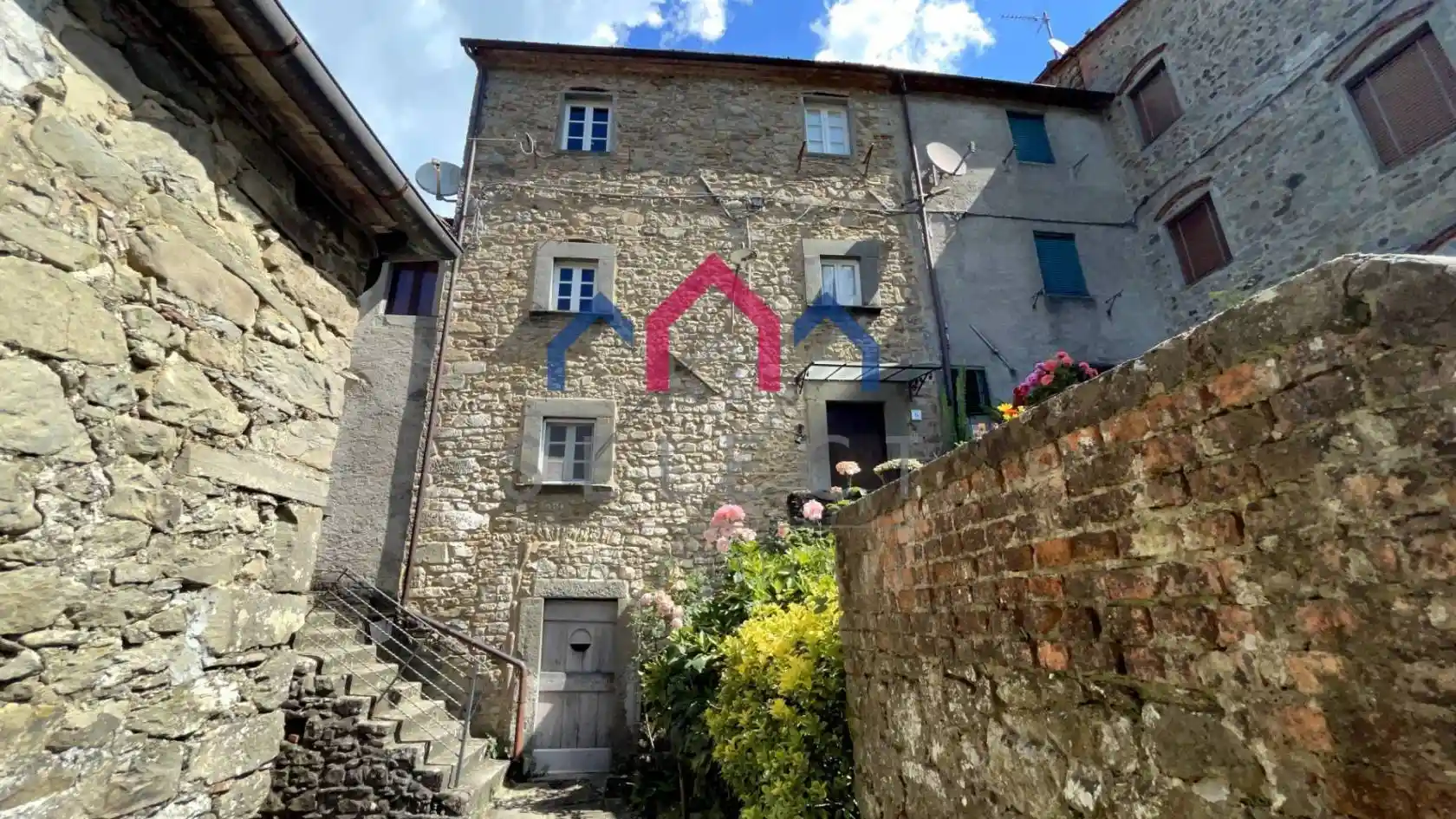 Casa indipendente in vendita a Bagni di Lucca