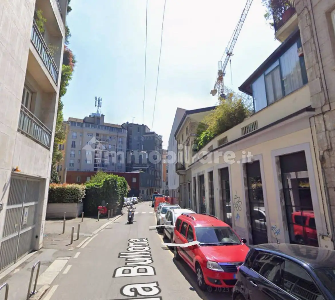 Building in vendita a Milan