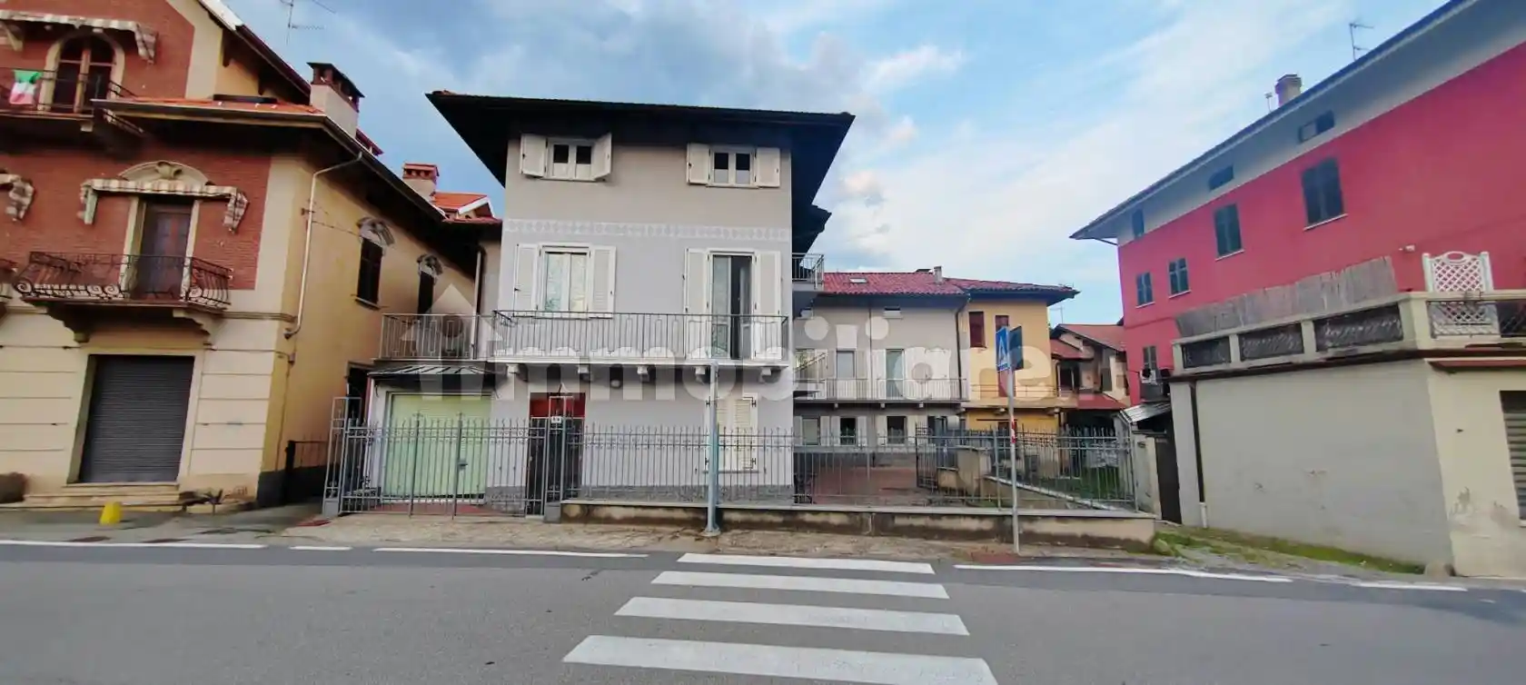 Villa bifamiliare piazza Mario Graziola 4, Centro, Lessona - foto 4