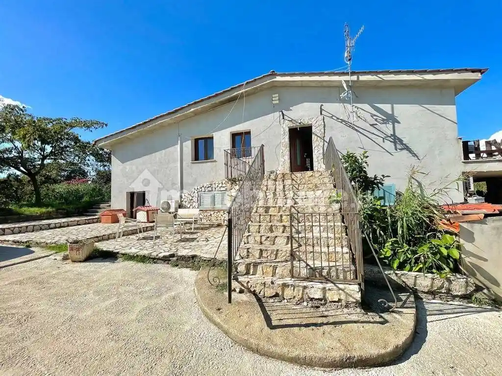 Villa in vendita a Genazzano