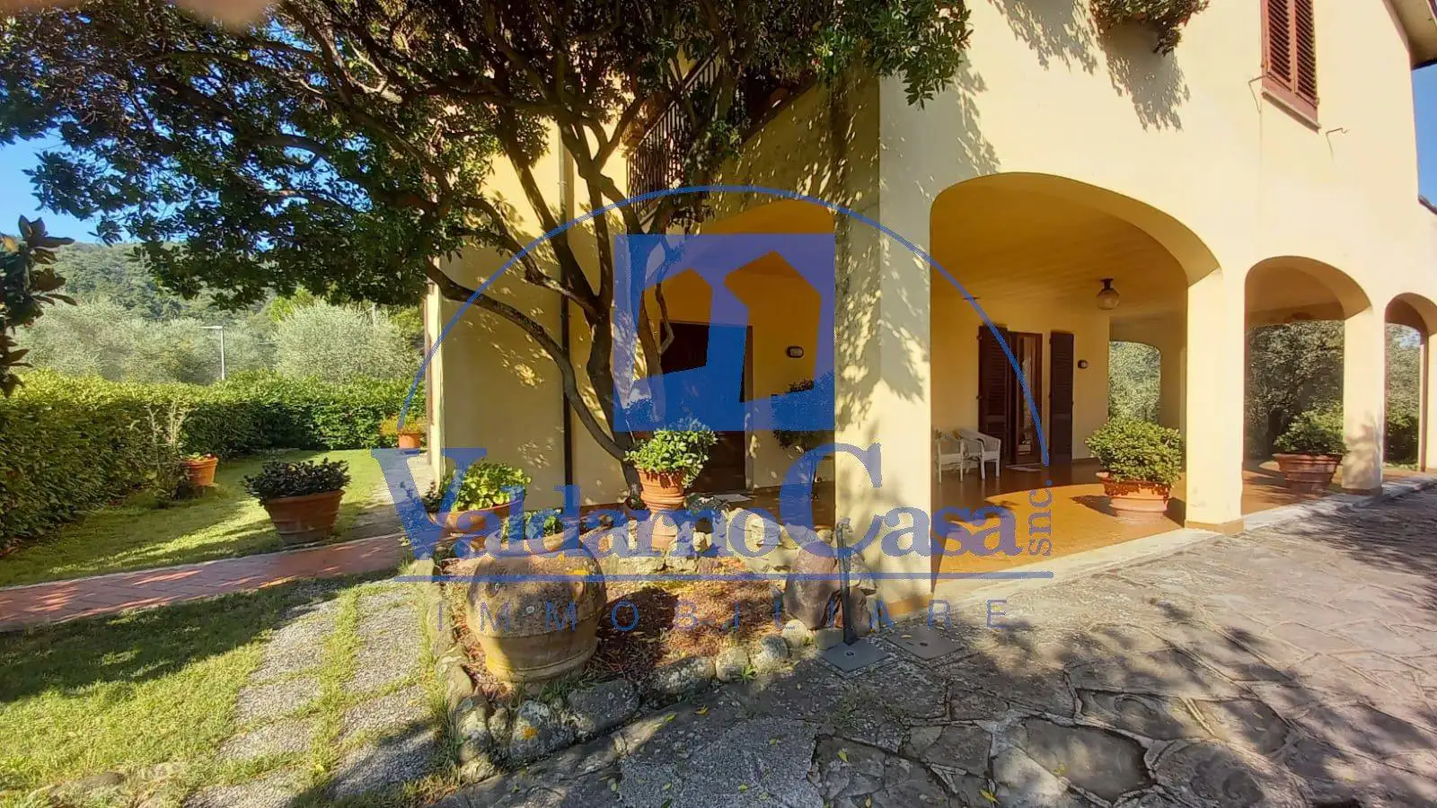Villa in vendita a Figline e Incisa Valdarno