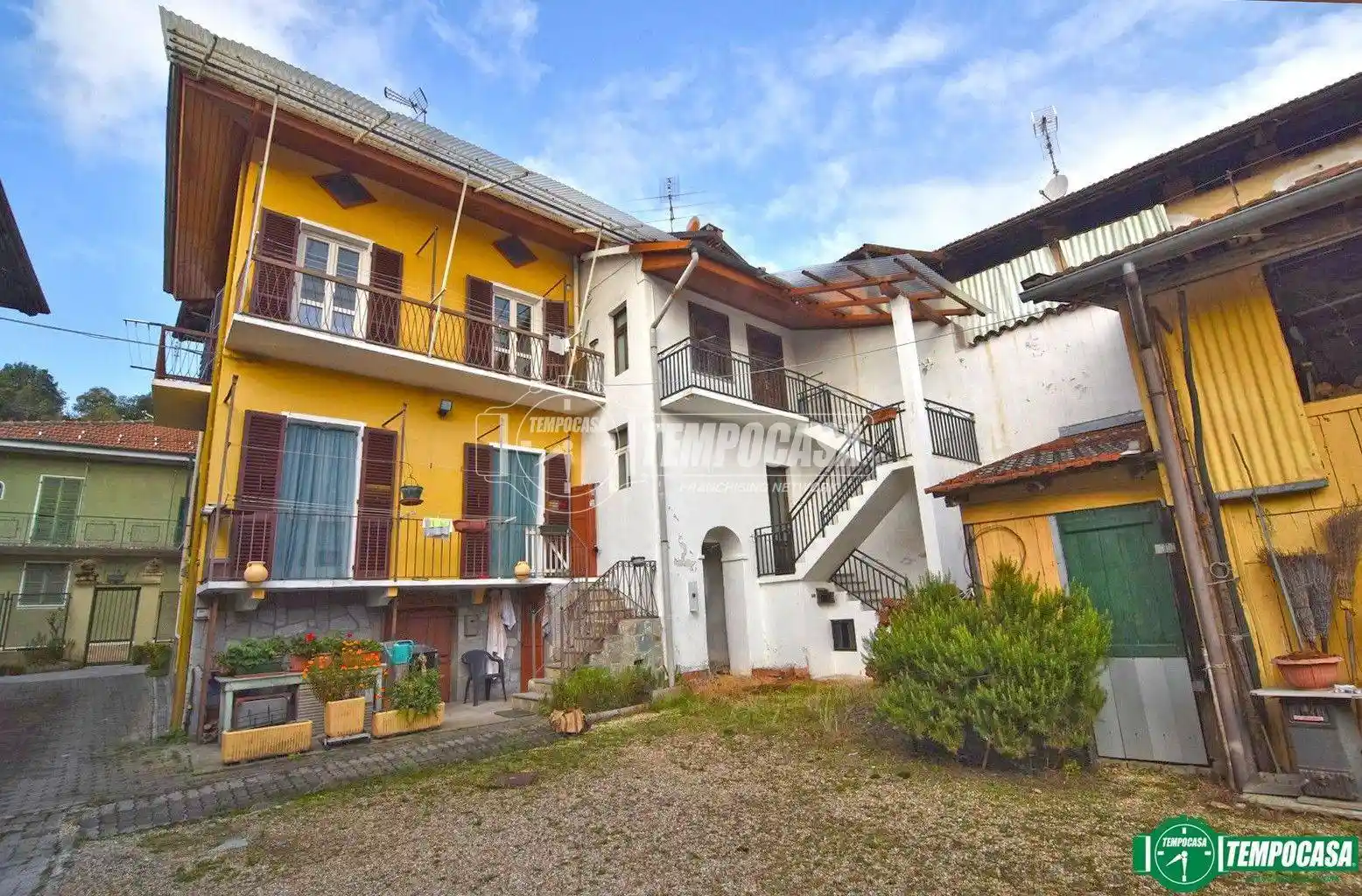 Casa indipendente in vendita a Rocca Canavese