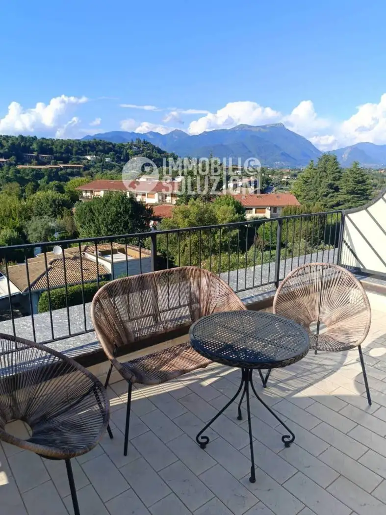 Trilocale via Molaria 7, Pieve Vecchia, Villaggio Sanghen, Manerba del Garda - foto 2