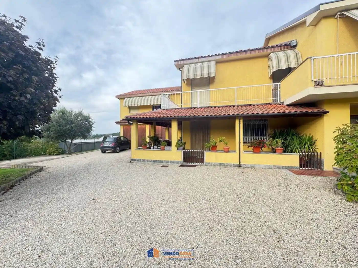 Rustico - Casale in vendita a Castagnole delle Lanze