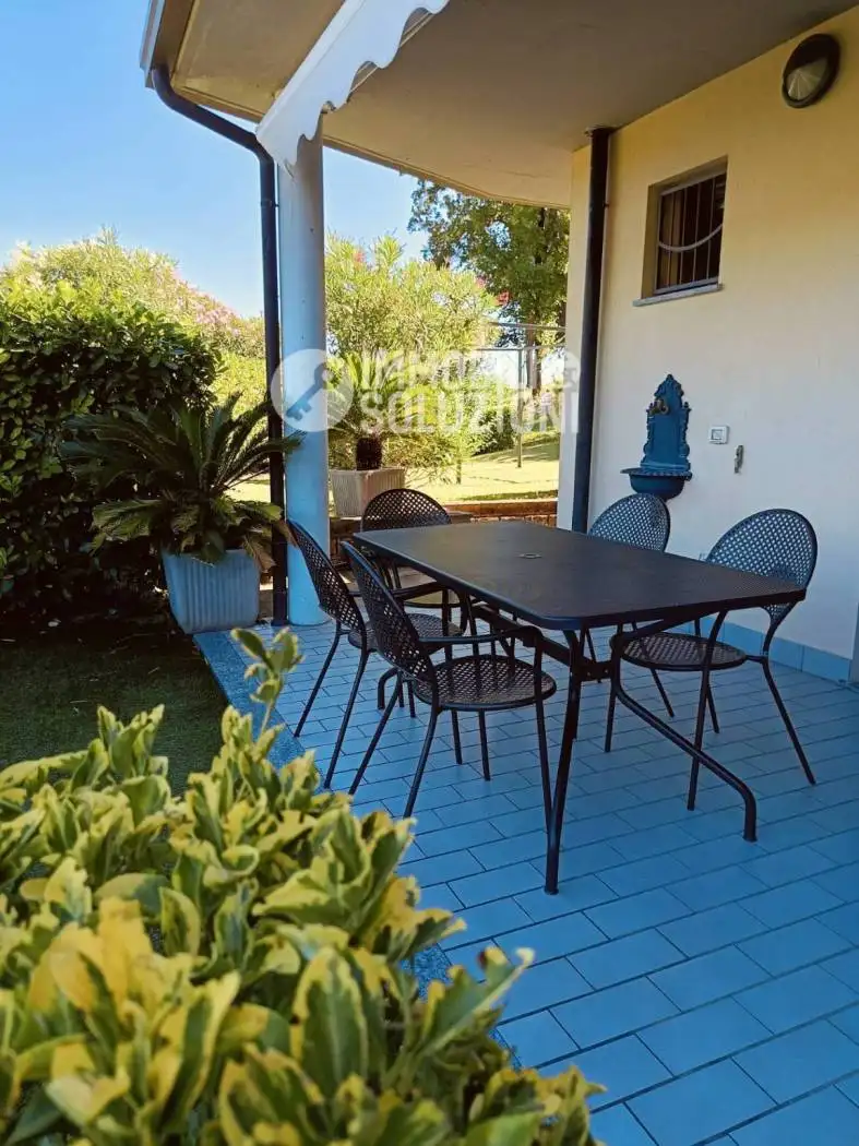 Bilocale via Molaria 7, Pieve Vecchia, Villaggio Sanghen, Manerba del Garda - foto 2