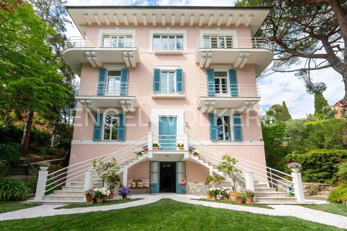 Villa in vendita a Rapallo