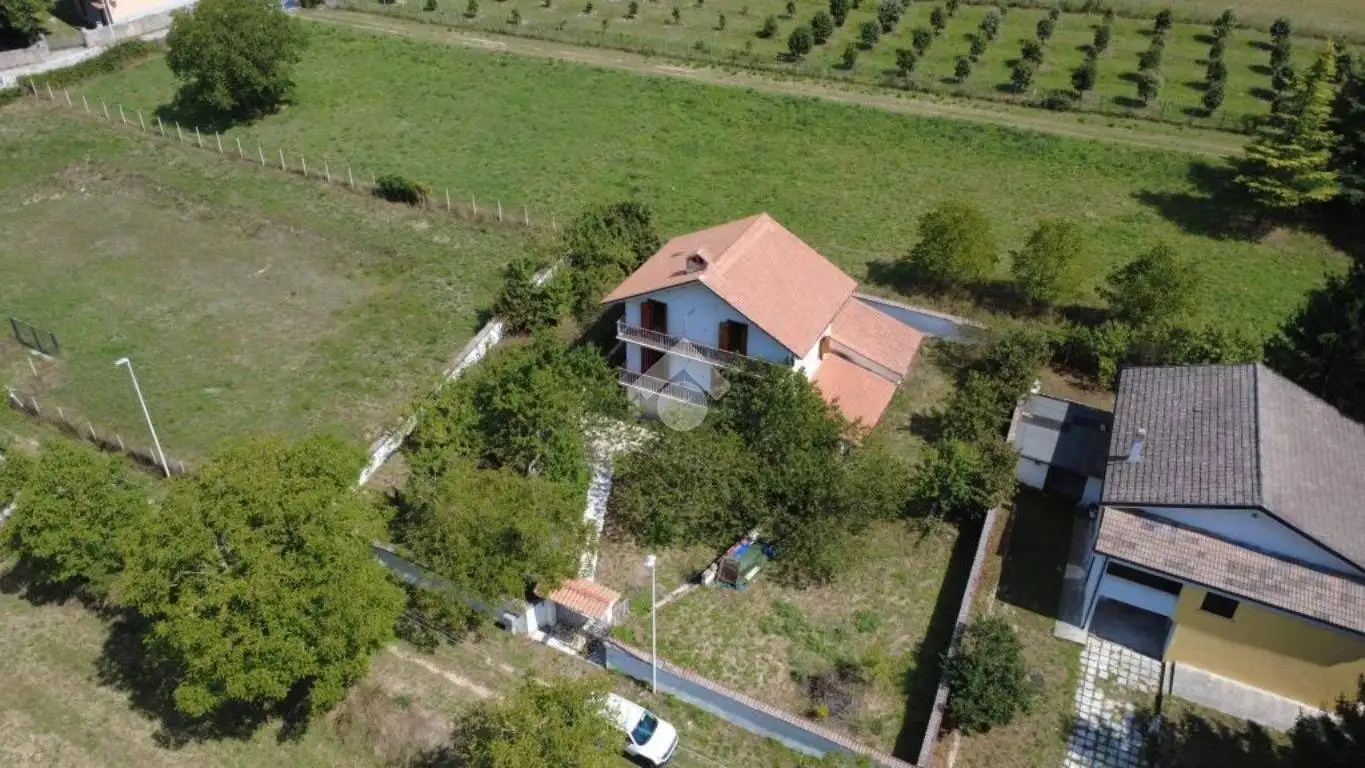 Villa in vendita a Antrodoco