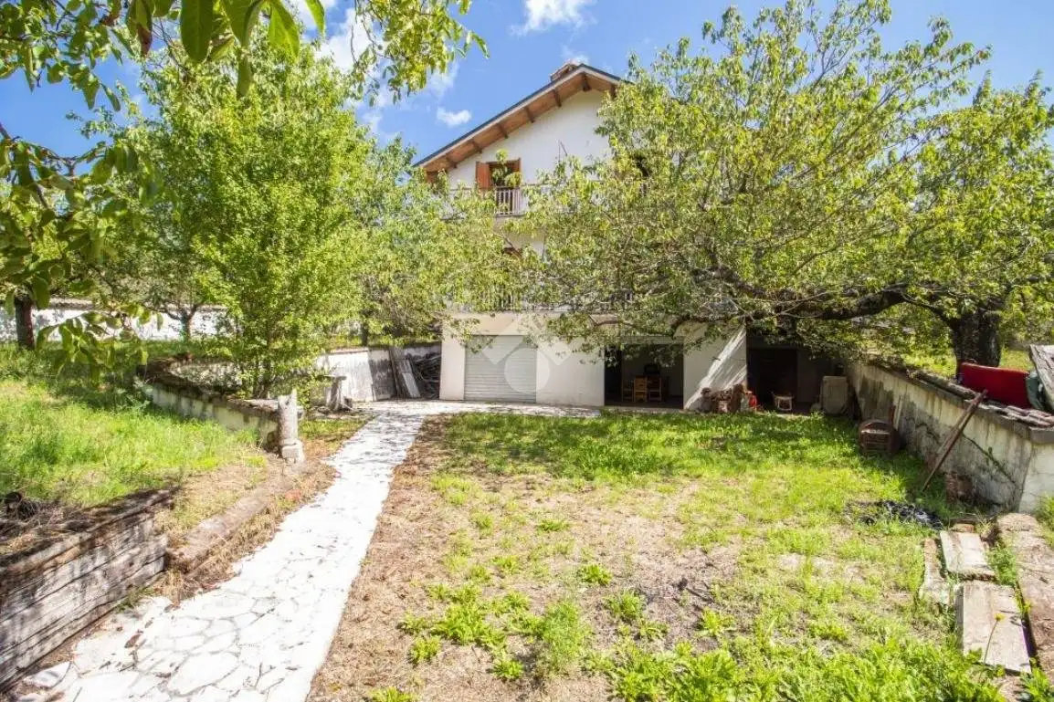 Villa unifamiliare via Del Tratturo, Rocca Di Corno, Antrodoco - foto 2