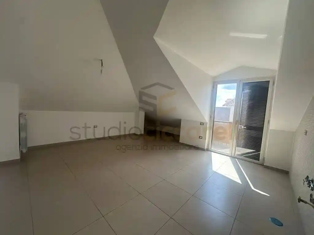 Mansarda via Madonna delle Grazie, Madonna delle Grazie, Giugliano in Campania - foto 4