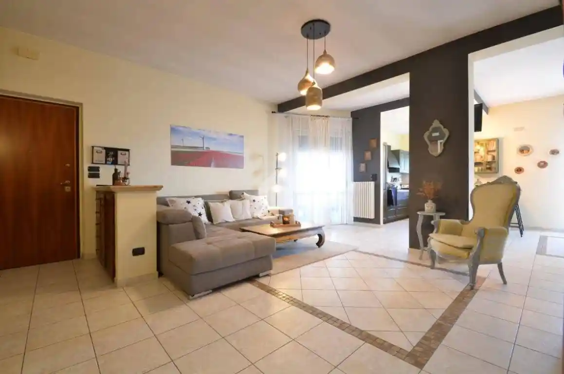 Quadrilocale via Crognale 24, San Martino Bassa, Città Sant'Angelo - foto 3