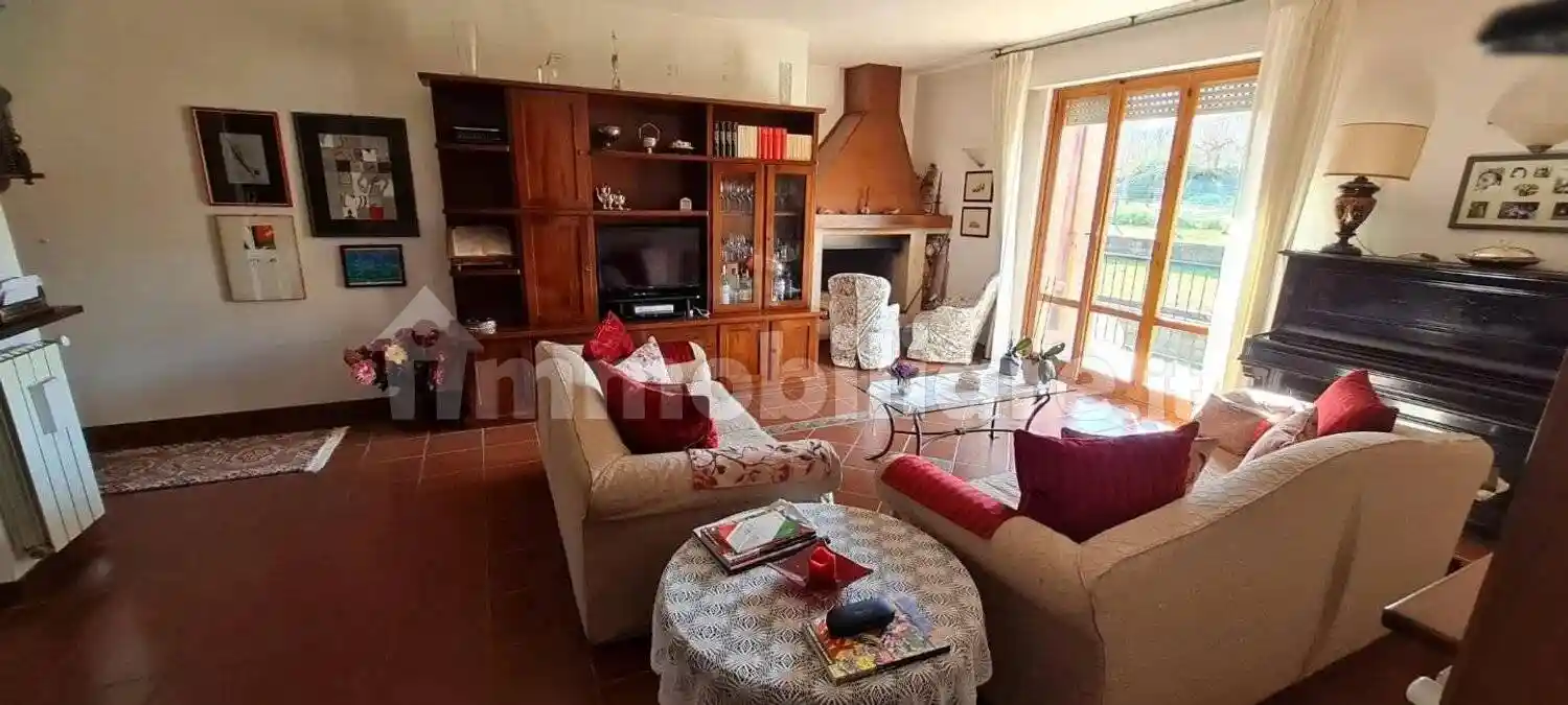 Appartamento in vendita a Monteriggioni