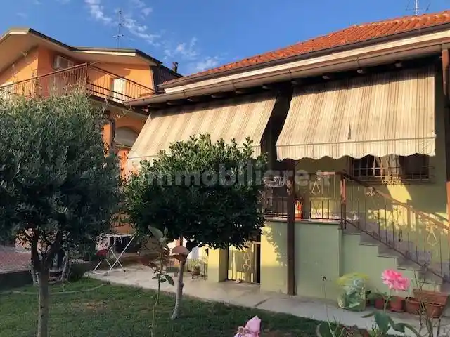 Villa in vendita a Vigevano