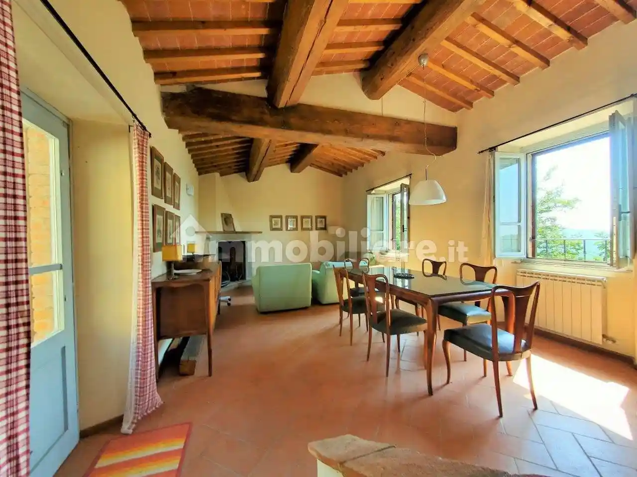 Villa in vendita a Subbiano