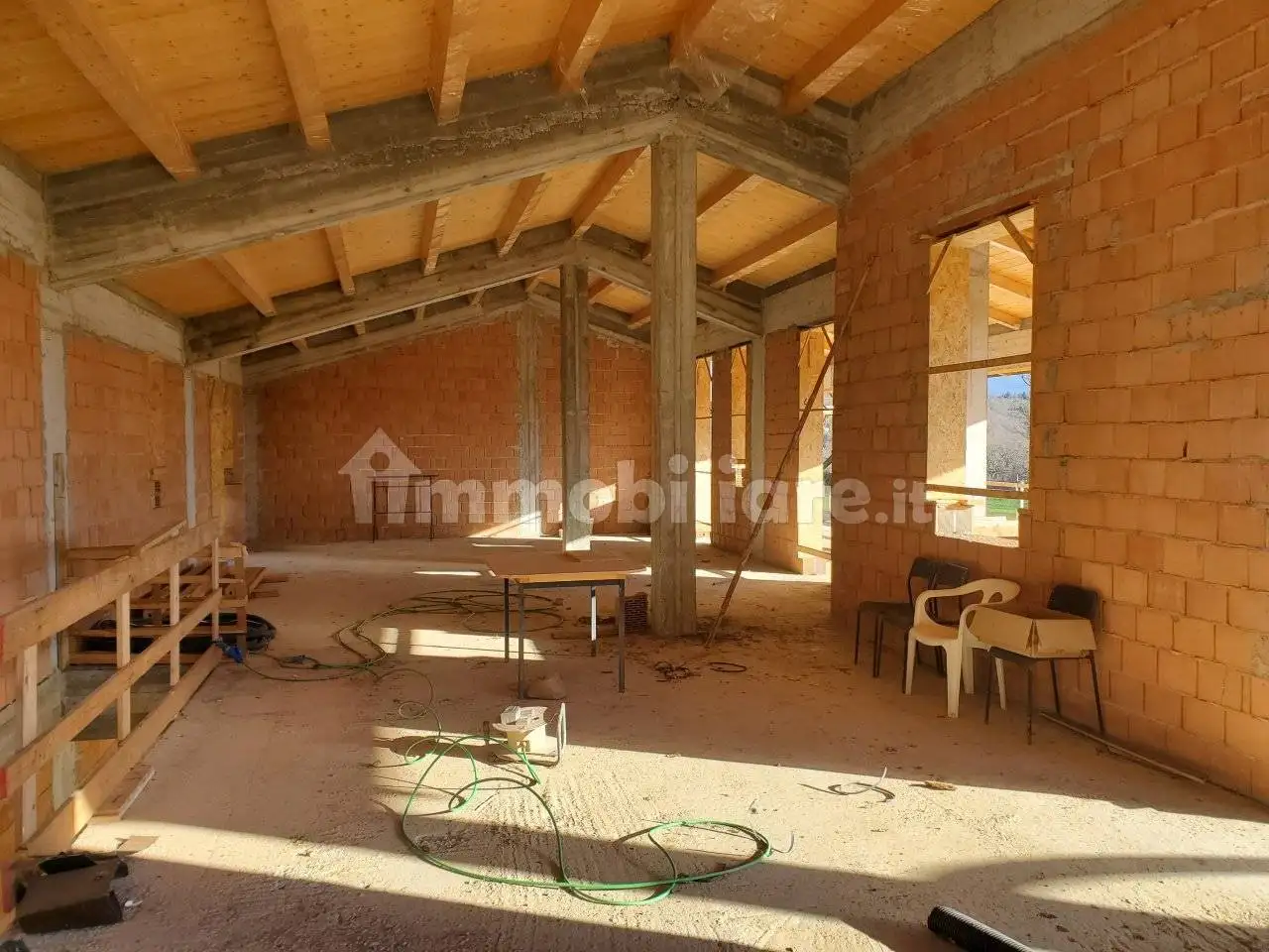 Villa unifamiliare 280 m², Capolona - foto 3