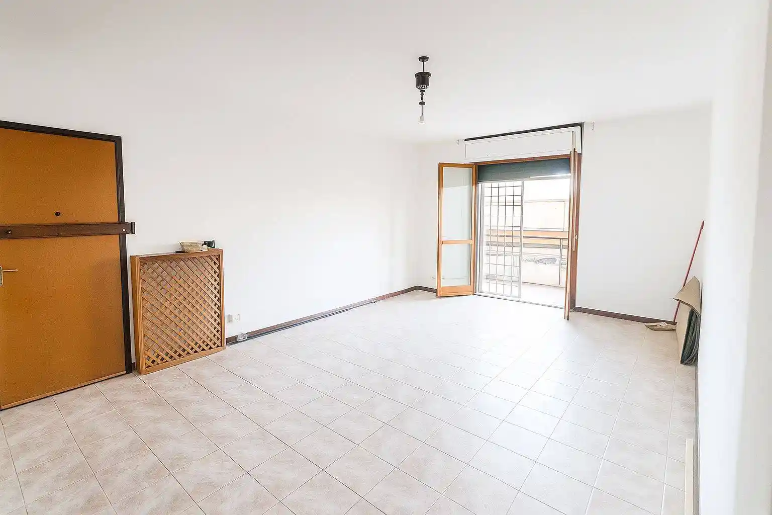 Quadrilocale via Carlo Arturo Jemolo 59, Torraccia, Roma - foto 5