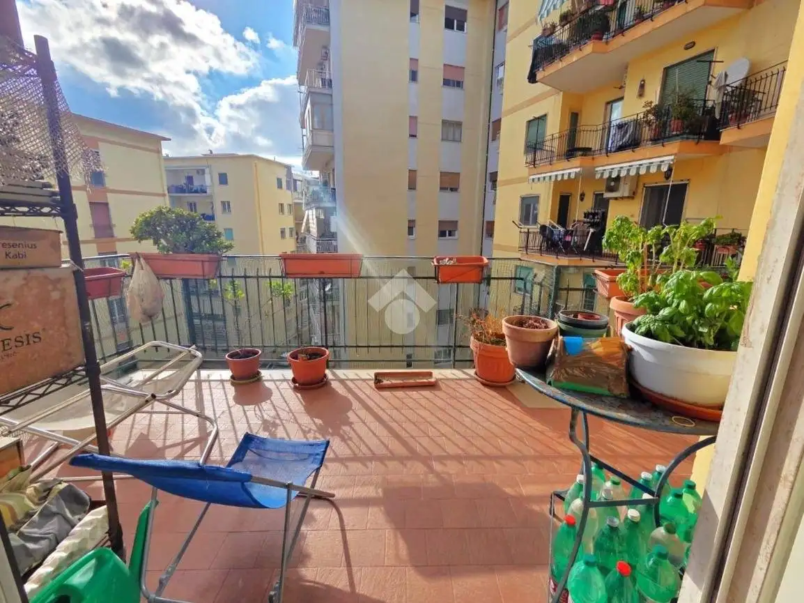 Appartamento in vendita a Napoli