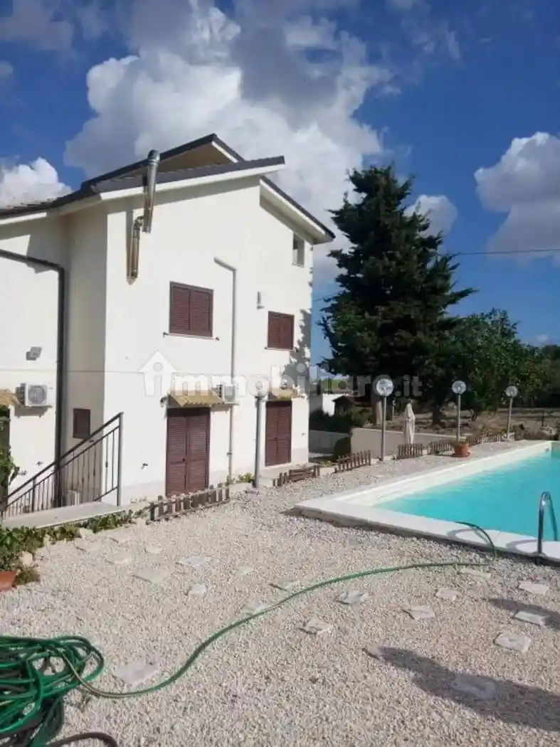 Villa - foto 5