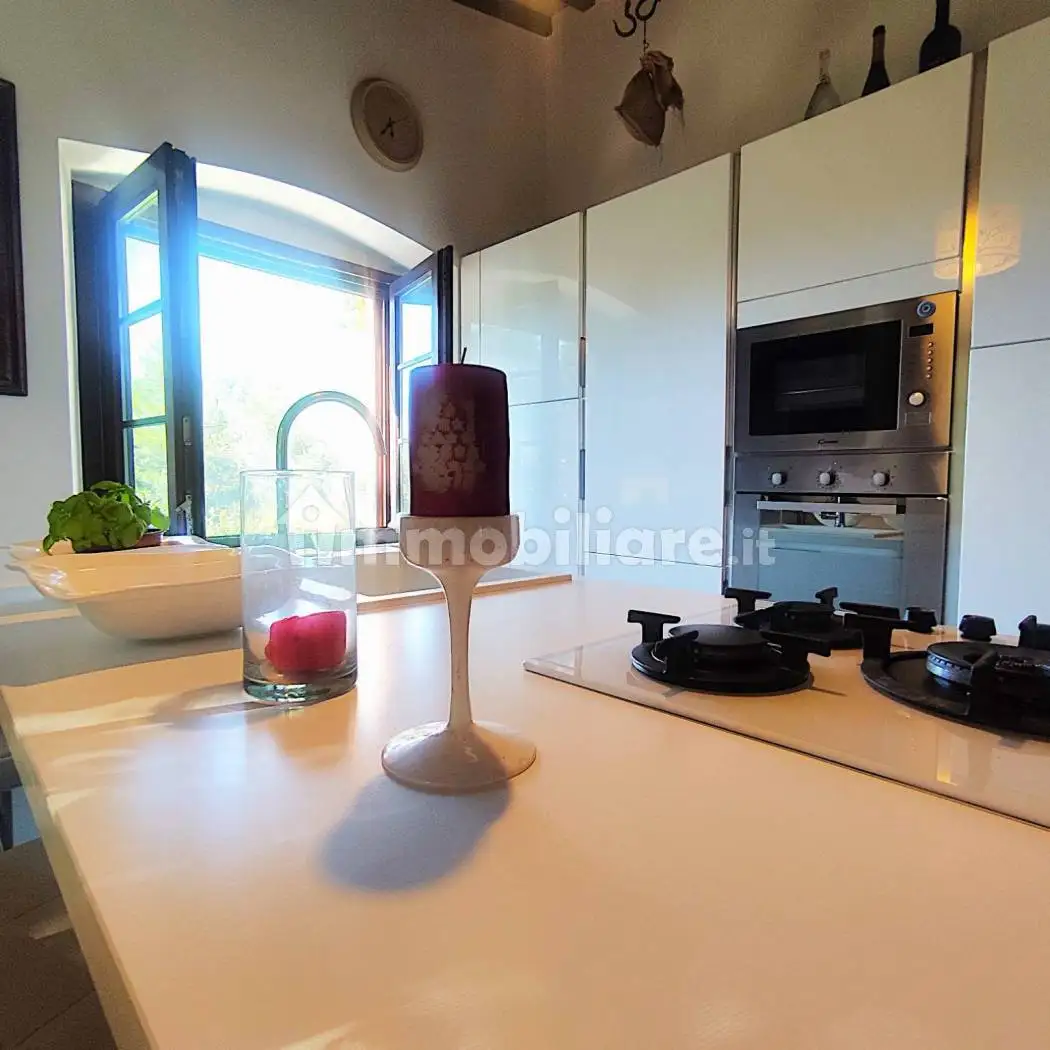 Rustico - Casale in vendita a Livorno