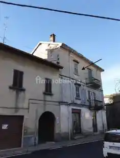 Appartamento all'asta via Huber, 19, Brezzo di Bedero - foto 2