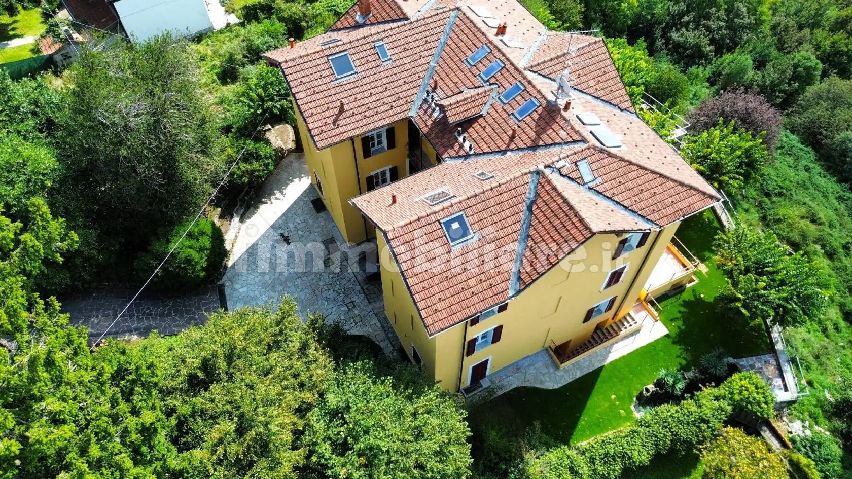 Appartamento in vendita a Como