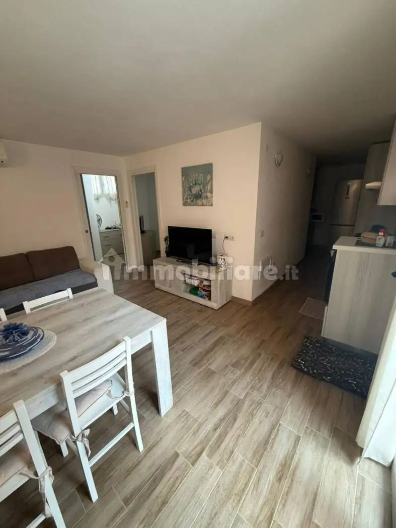 Appartamento in vendita a Orosei