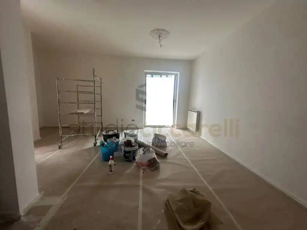 Trilocale via Oasi Sacro Cuore 49, Giardini - Oasi Sacro Cuore, Giugliano in Campania - foto 3