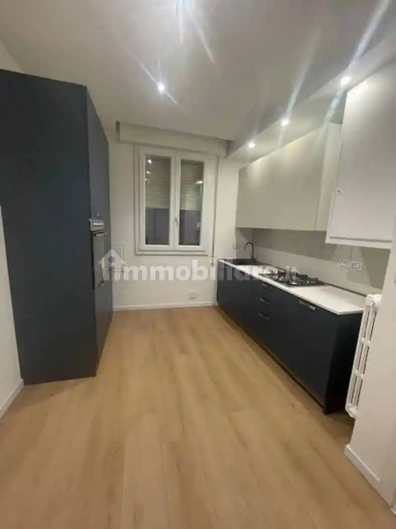 Appartamento in vendita a Modena