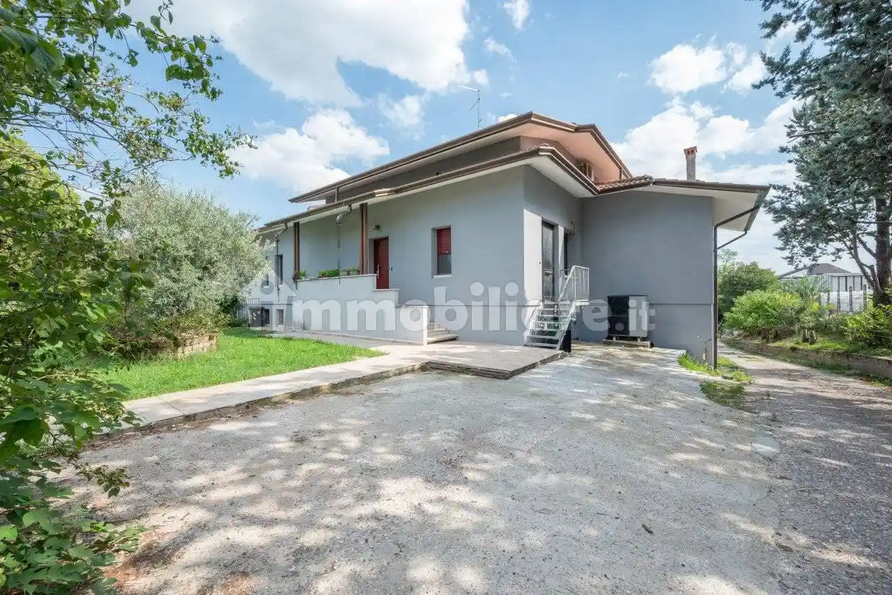 Villetta a schiera in vendita a Zevio