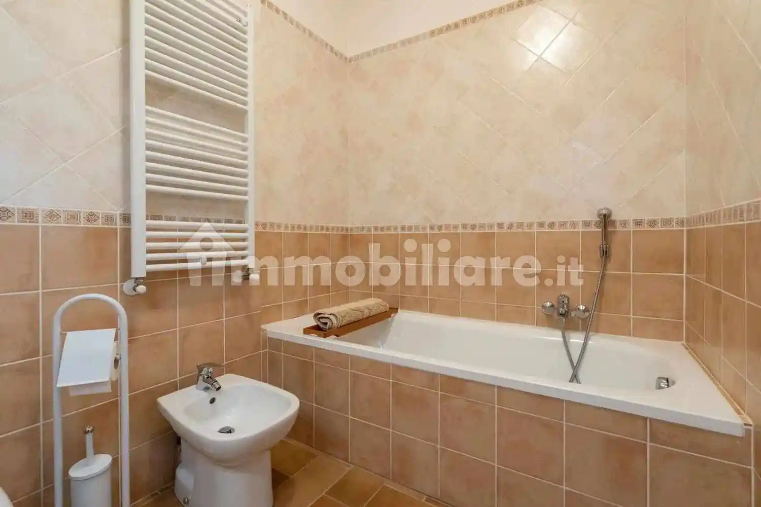 Trilocale via Santa Maria Egiziaca, 4, Sacrario - Piazza della Rocca, Viterbo - foto 4