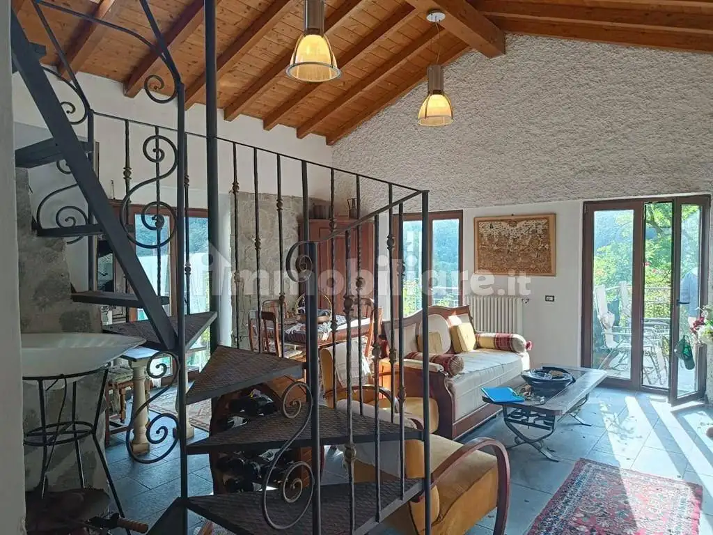 Terratetto unifamiliare 135 m², ottimo stato, Molina, Faggeto Lario - foto 4