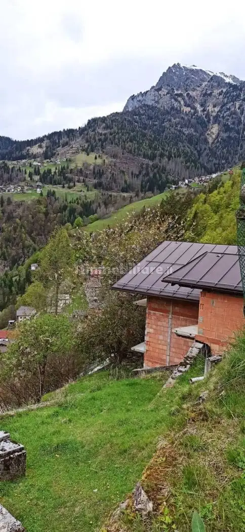 Villa in vendita a San Tomaso Agordino