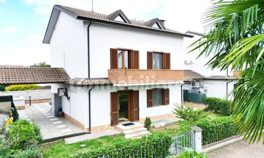 Villa in vendita a Podenzano
