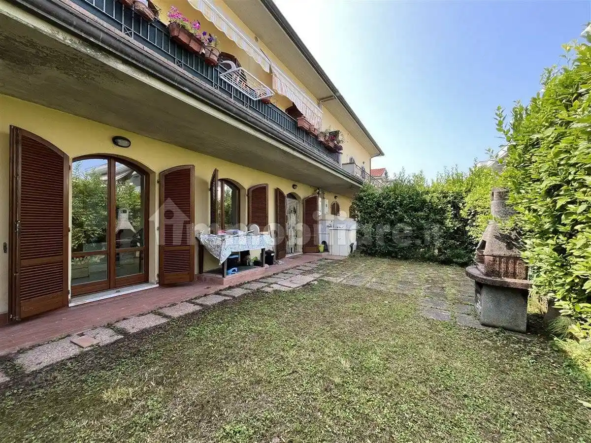 Appartamento in vendita a Massa