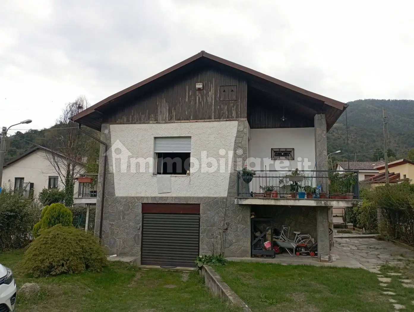 Villa in vendita a Val della Torre