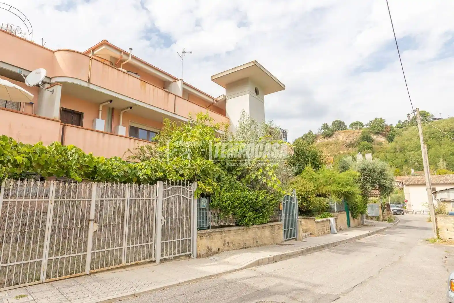 Appartamento in vendita a Riano